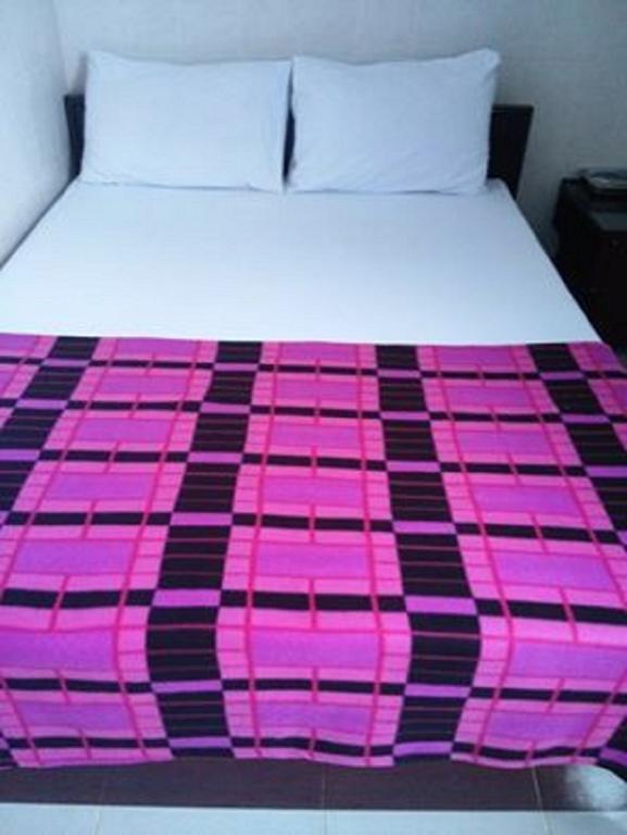 Penguin Hotel Котаунг Экстерьер фото